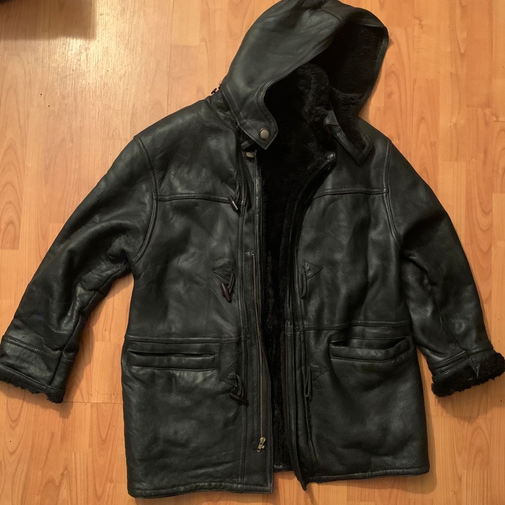 Authentic 100% Leather Shearling - image 1